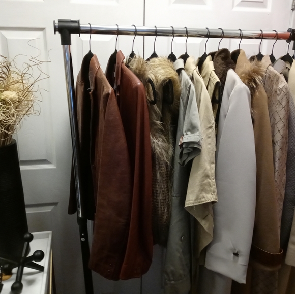 Coat - Picture 1 of 7